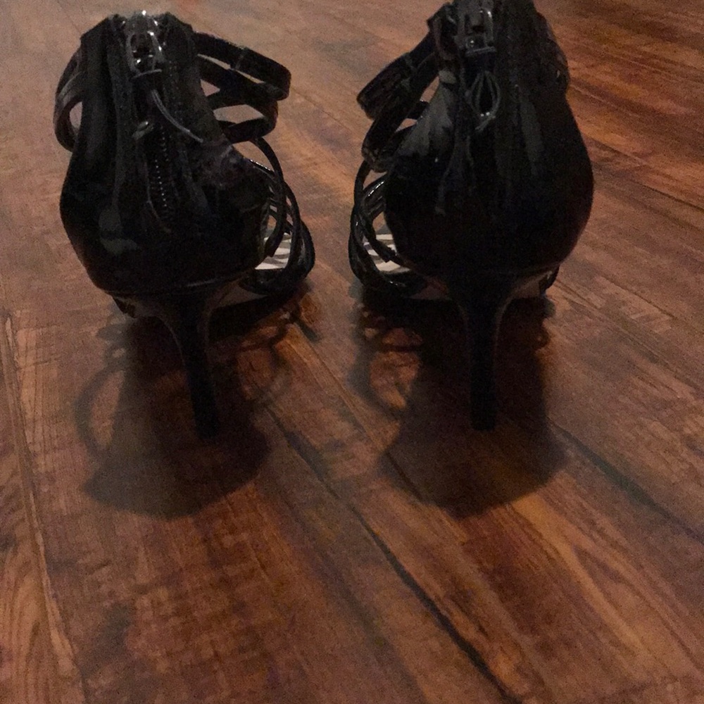Heels - Picture 2 of 4